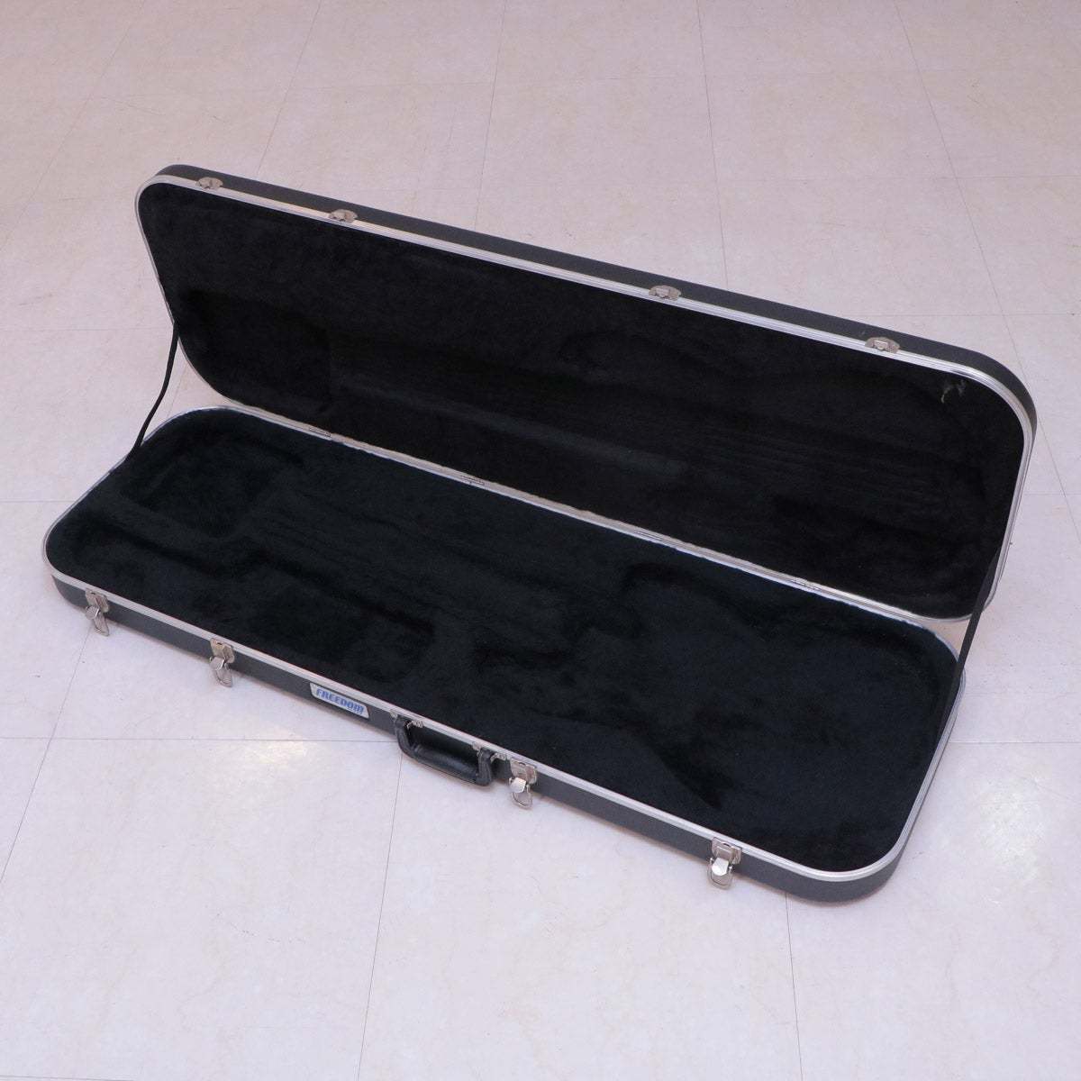 SKB Freedom by SKB JB Hard Case ジャズベース用ハードケース