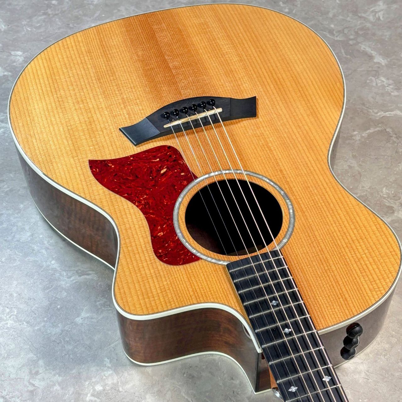 Taylor 214ce CF DLX Copafera DELUXE エレアコギター【現物画像/2018