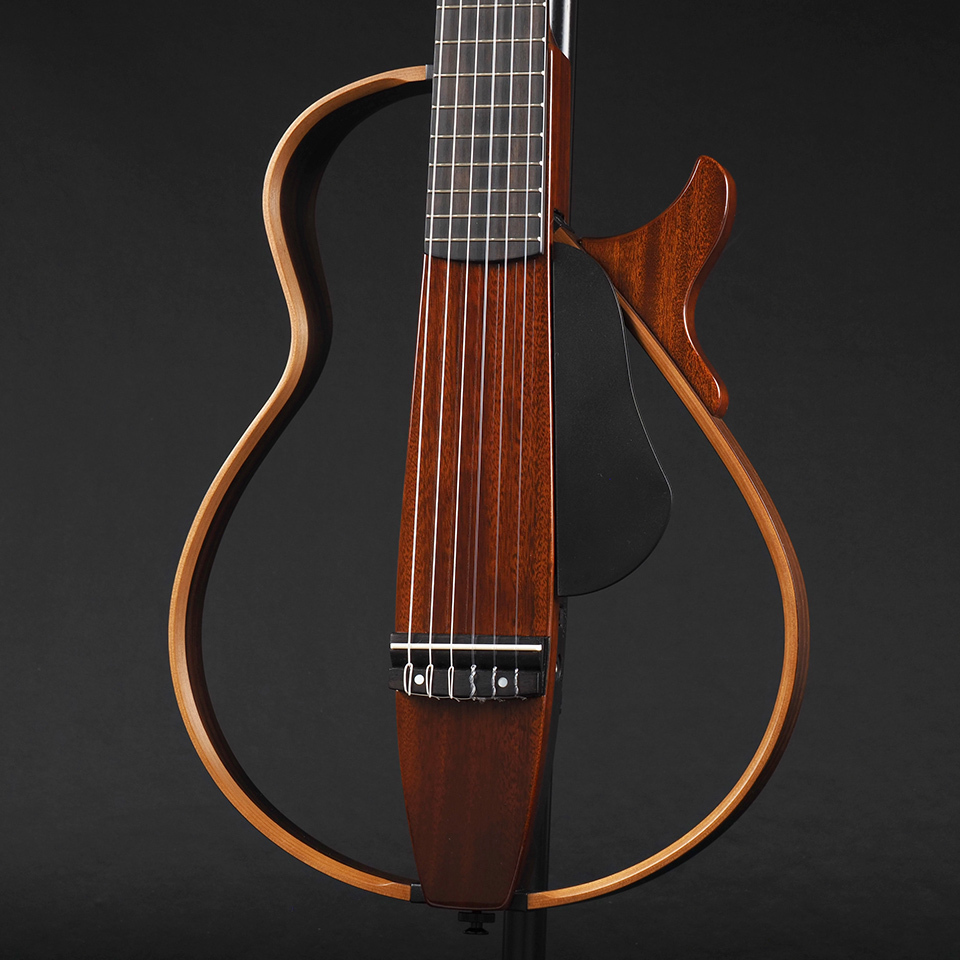 ファンタ　YAMAHA SLG200N NT 美品！ Yamaha SLG200N NT Silent Acoustic Electric Guitar Nylon