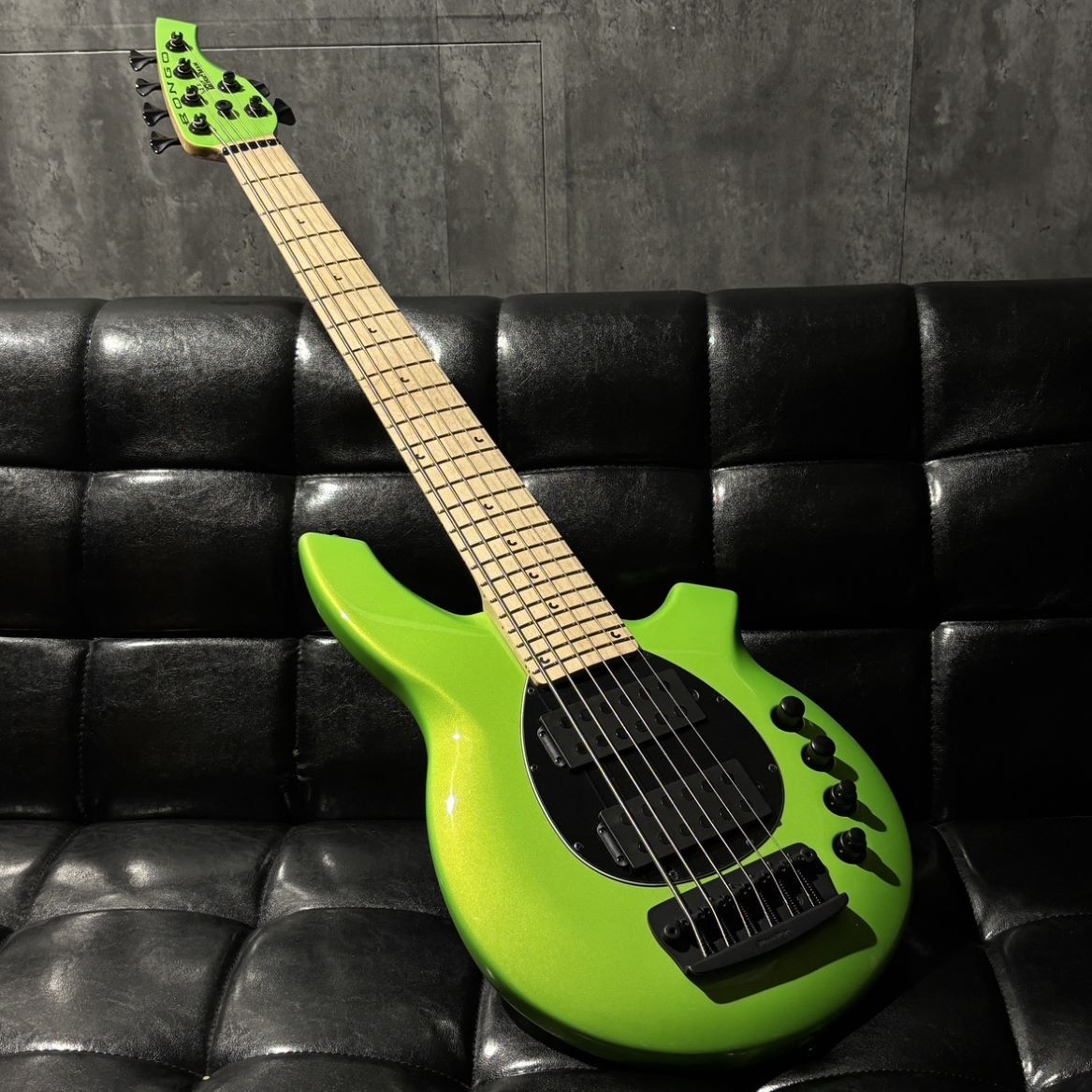 MUSIC MAN BONGO 6 HH/M/Mantis Green 6弦エレキベース（新品/送料無料