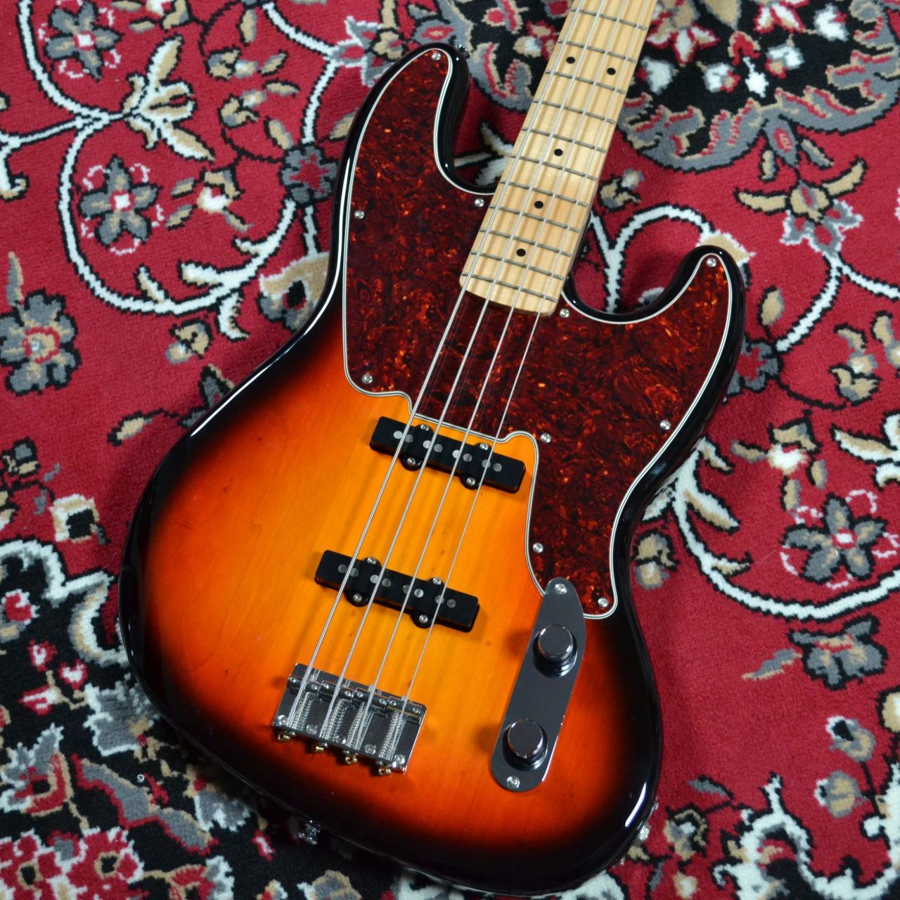 スクワイヤー Paranormal Jazz Bass　 中古美品 Squier Paranormal Jazz Bass '54 Electric Bass Guitar - Black