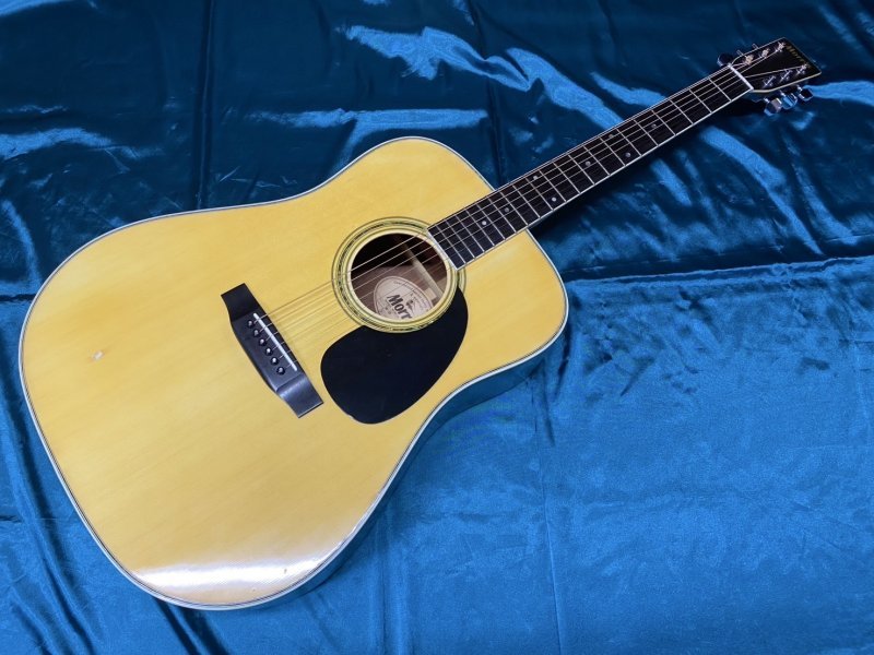 Morris W-25 アコースティックギター ケース付き W-25 | 生産完了品 | MORRIS GUITARS モーリスギター