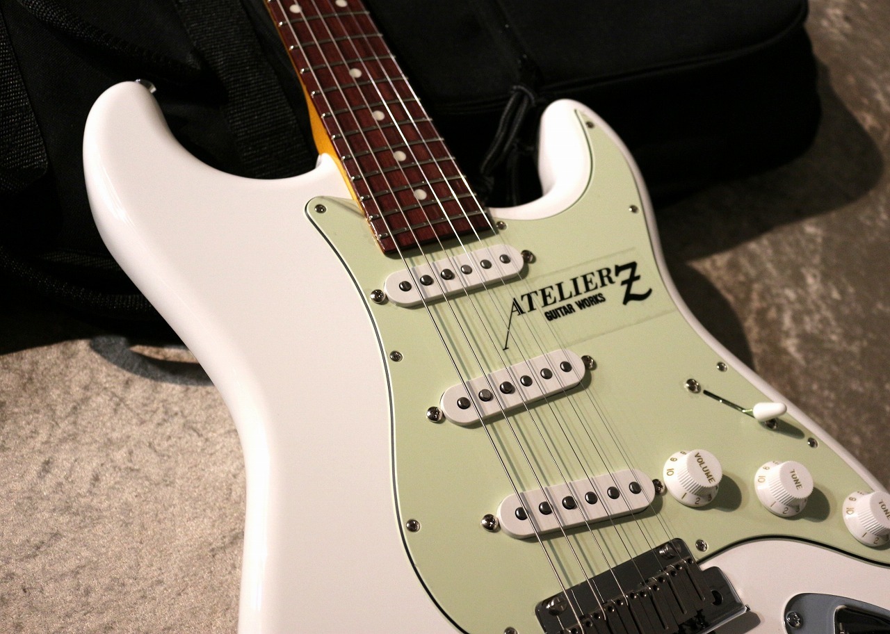 ATELIER Z 【赤味が強く美しいハカランダ指板】L.E.S. SPECIAL #201066