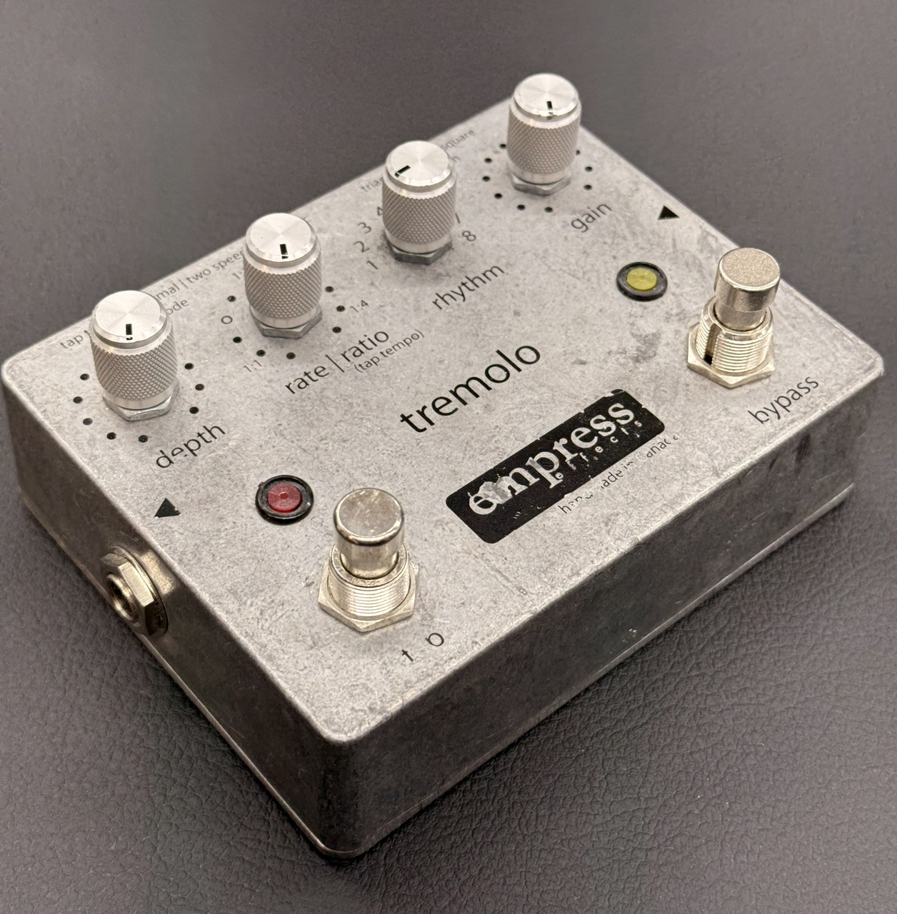 Empress Effects tremolo（中古）【楽器検索デジマート】