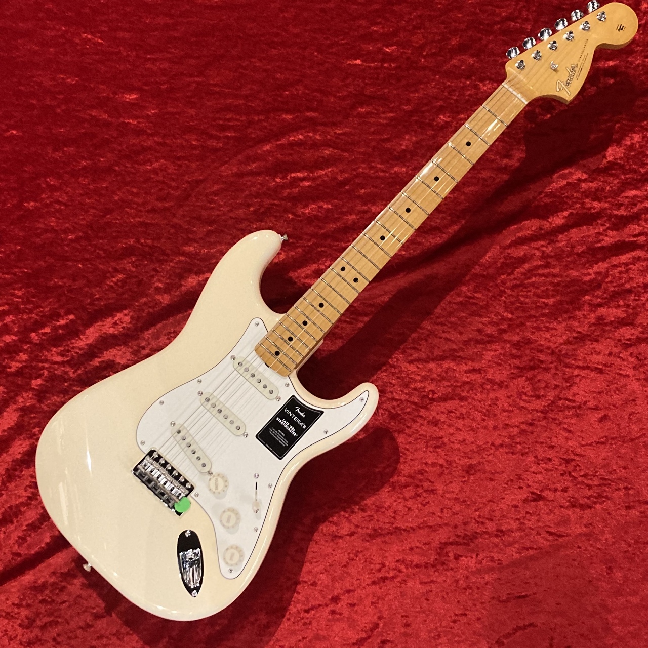 Fender 【ラージヘッド4点留ネック】VINTERAⅢ EARLY 60S STRAT RW OWT