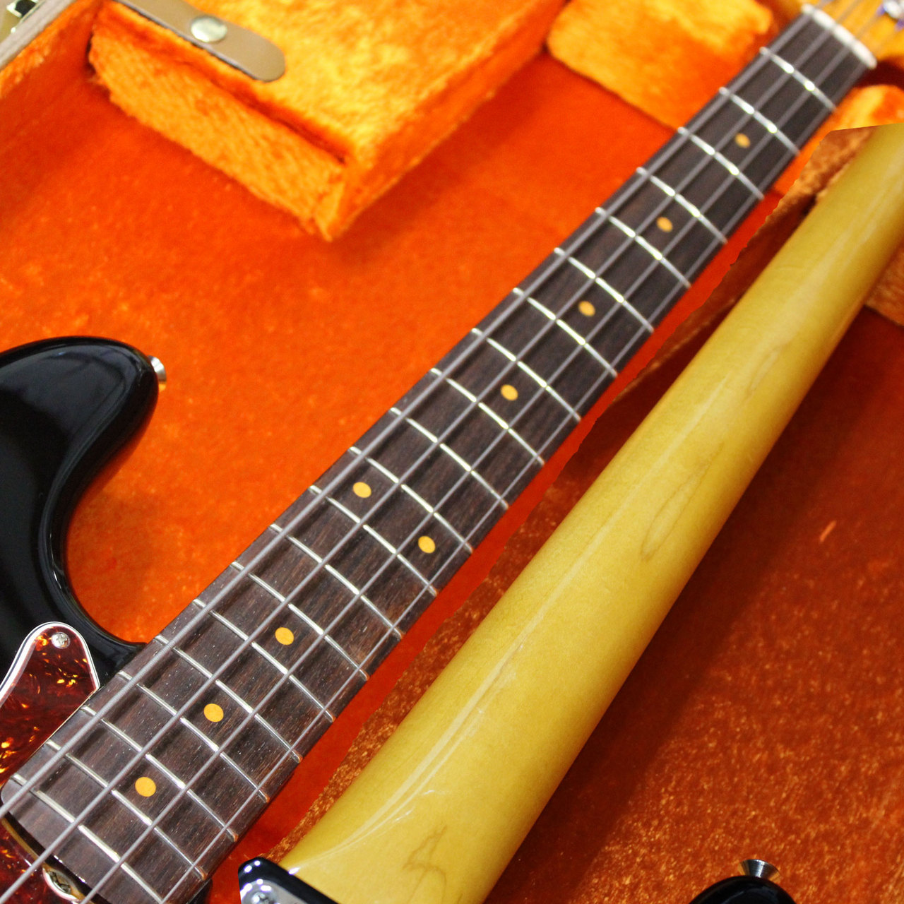 フェルナンデス　美品　プレシジョンベース指板ブラック化ヴィンテージスタイル Fender USA VINTAGE Precision Bass '74 Black/M ｜イケベ楽器店