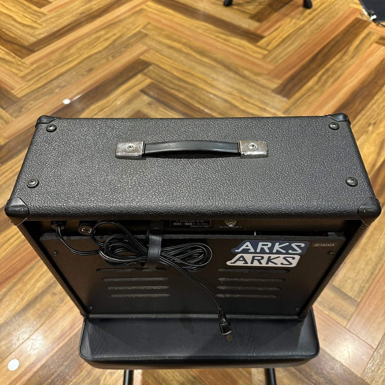 YAMAHA J-15 ベース用アンプ YAMAHA（ヤマハ） YAMAHA J-15 ギターアンプ Guitar Amplifier