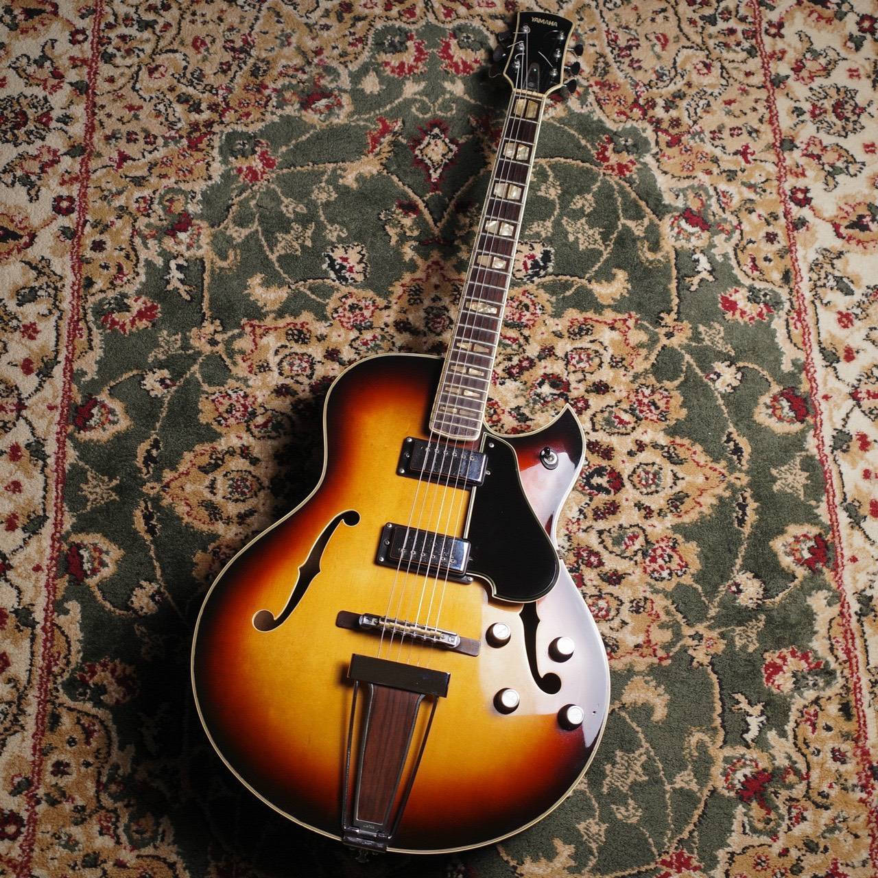 ヒ*ト様 Special price! YAMAHA AE-11 フルアコ 検グ YAMAHA AE-11 【USED】（中古/送料無料）【楽器検索デジマート】