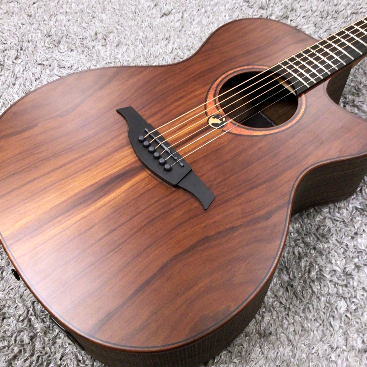 ギター LAG sauvage-ace Lag SAUVAGE-N-ASCE 6 String RH Auditorium Nylon Slim Cutaway