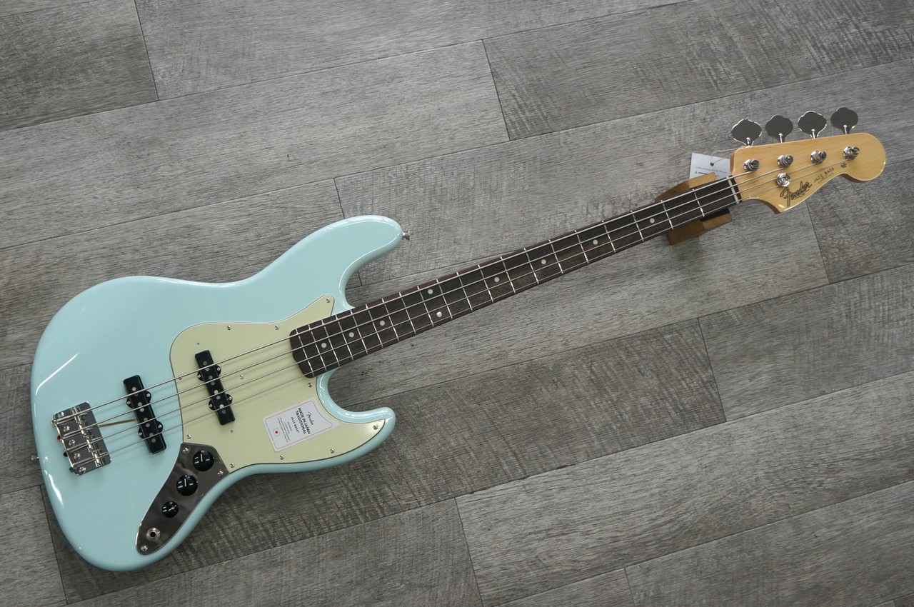 Fender Made in Japan Traditional 60s Jazz Bass - Sonic Blue