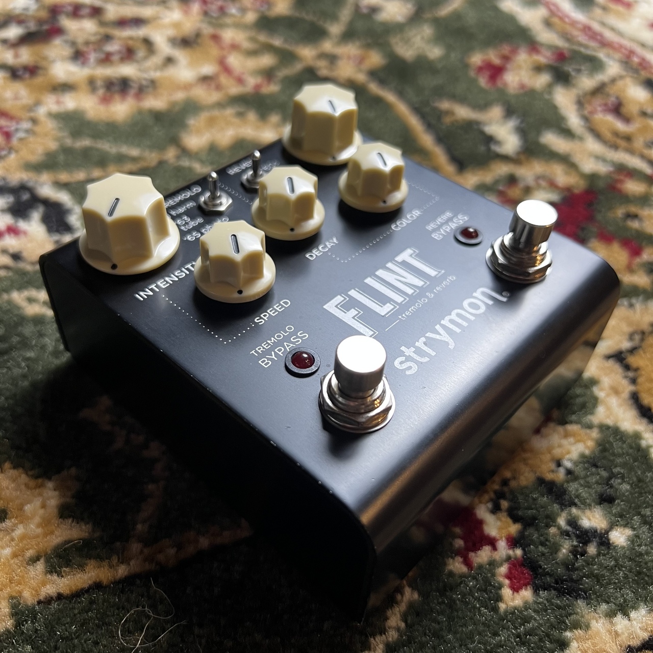 strymon FLINT v1 【USED】（中古）【楽器検索デジマート】