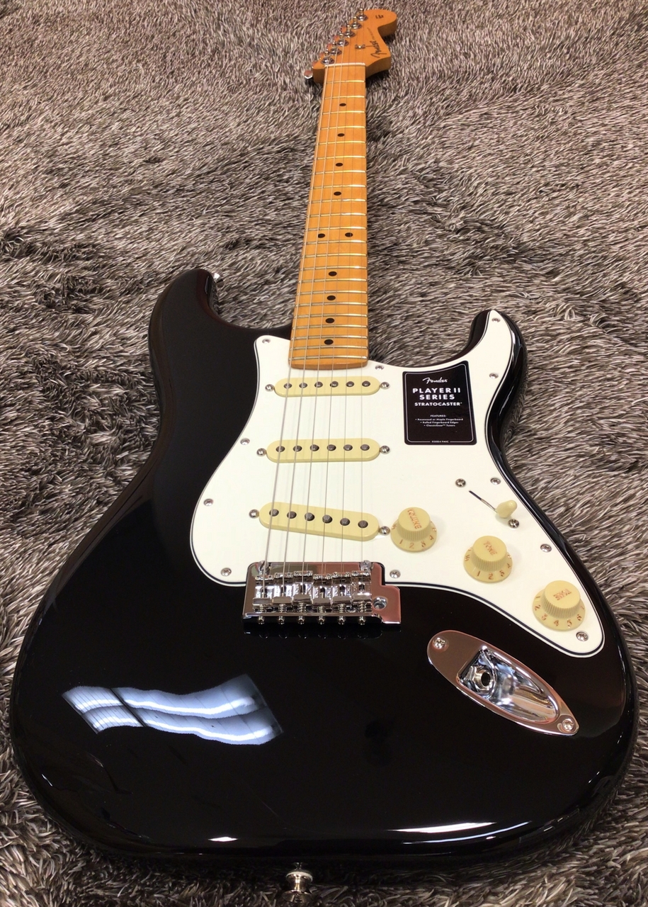 看板プレイヤーメイプル sp Fender Player II Stratocaster Black / Maple【黒&メイプルの