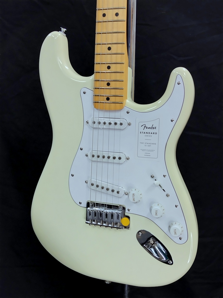 Fender Standard Stratocaster OWT Olympic White（新品）【楽器検索
