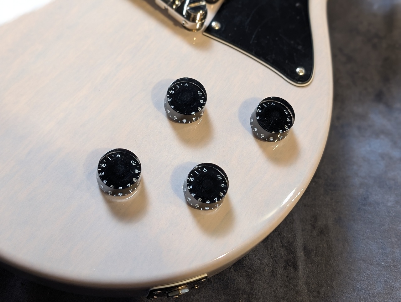 Tokai LSS-101 STW / See Through White【重量3.83kg】（新品）【楽器