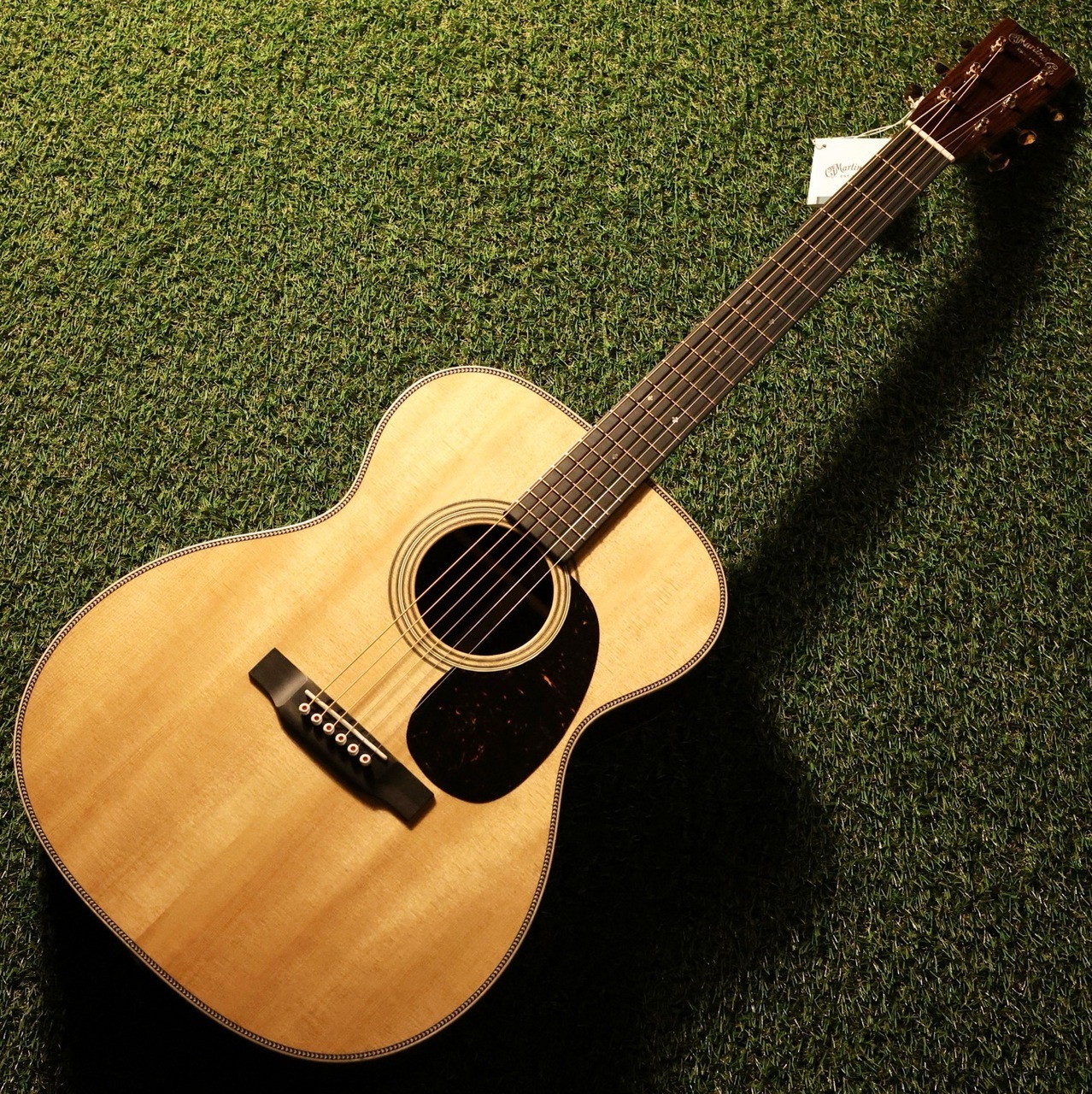 Martin 【クロサワ本店】000-28 Modern Deluxe シリアルナンバー