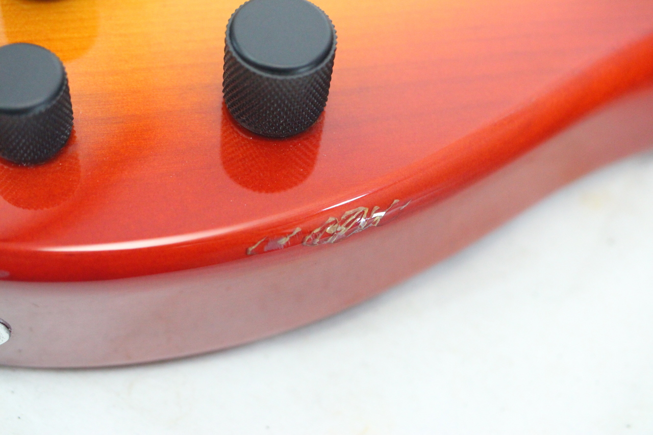 Fender DELUXE ZONE BASS（中古）【楽器検索デジマート】