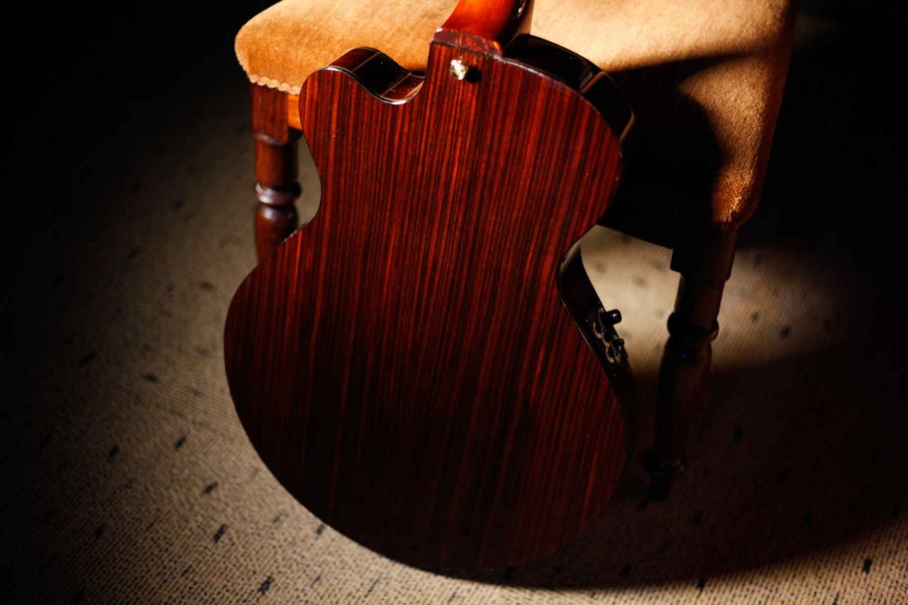 Crews Maniac Sound EG-1500C Natural Yellow（新品）【楽器検索