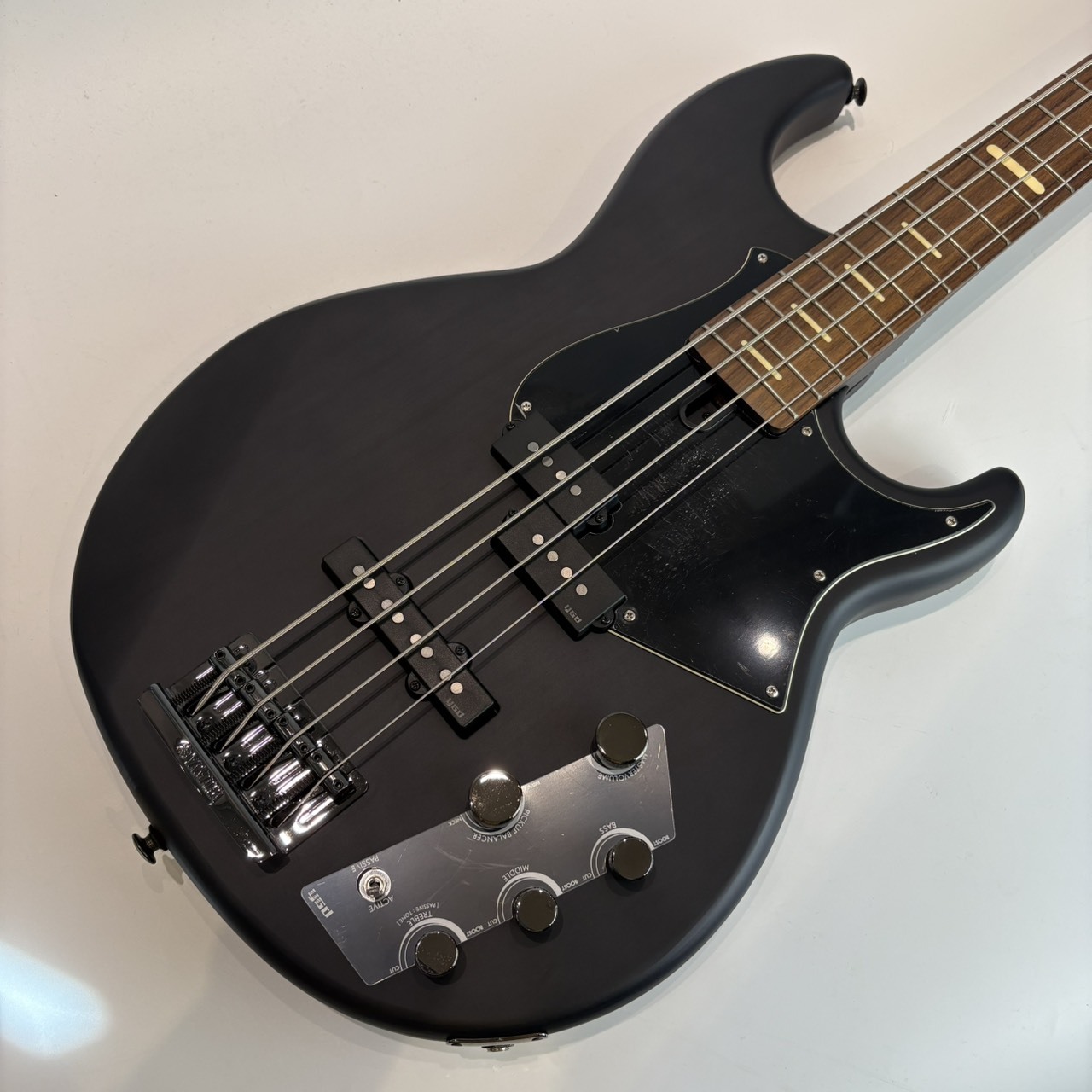YAMAHA BB734A MTBL マットトランスルーセントブラック エレキベース
