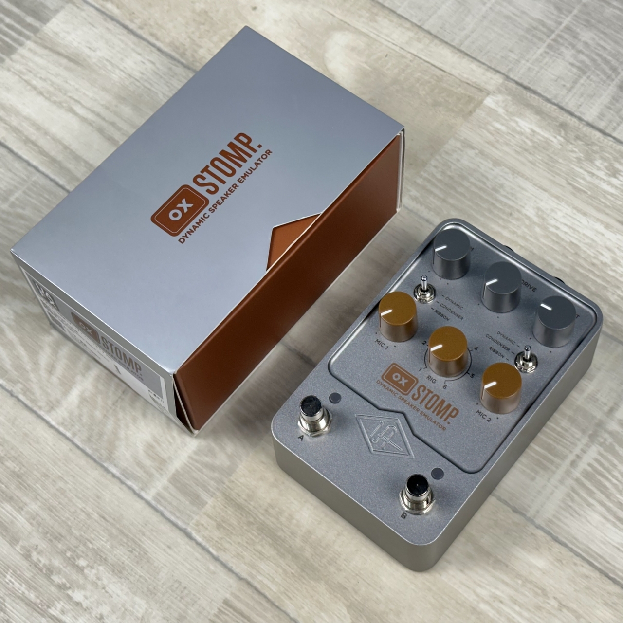 OX STOMP ダイナミックスピーカーエミュレーター箱付き OX STOMP ダイナミックスピーカーエミュレーター箱付き キャビシュミ