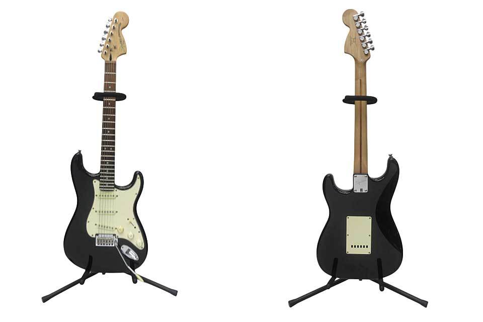 Squier by Fender Standard Stratocaster BLACK 2011年製 【鹿児島店