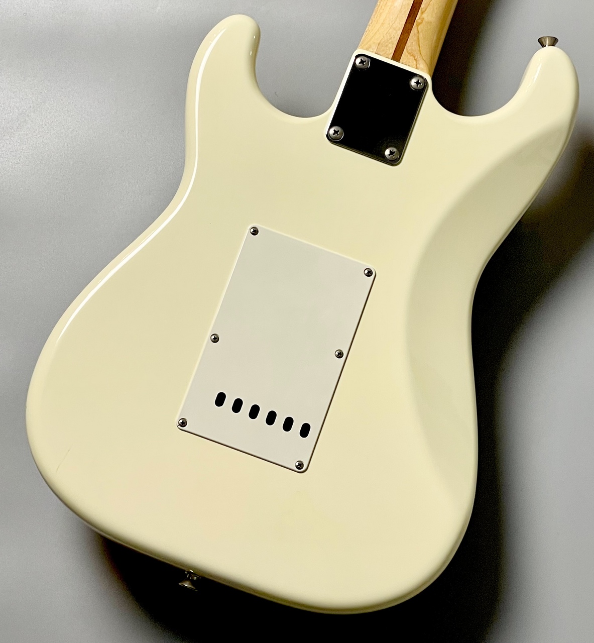 Fender Japan 【中古】ST-38S -White- #P083090【3.02kg】（中古