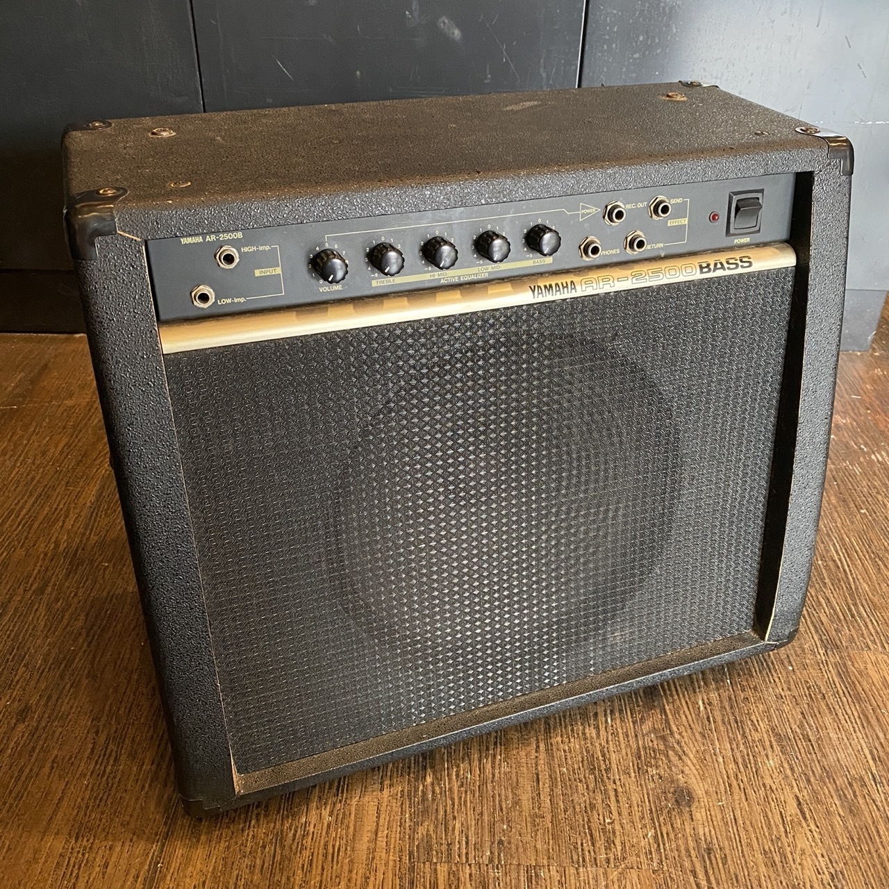 ギターアンプYAMAHA　AR−2500中古品 YAMAHA AR-2500 Guitar Amplifier ヤマハ ギターアンプ ジャンク
