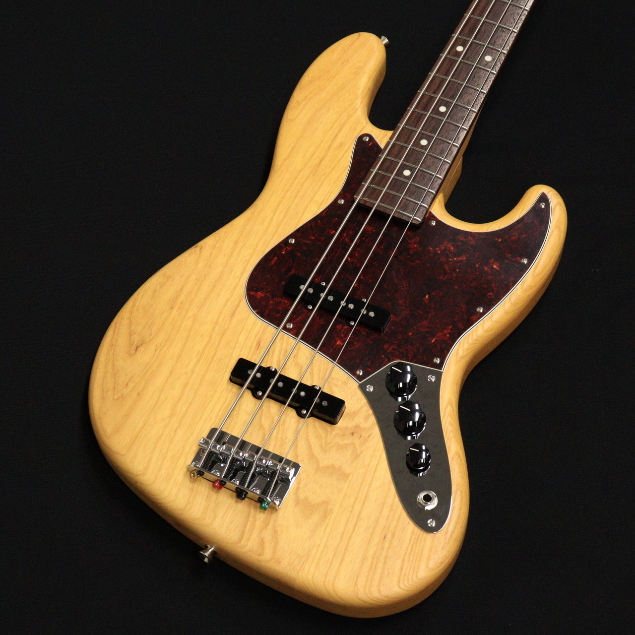 Fender Made in Japan Limited Jazz Bass®, Raw Ash Vintage Natural