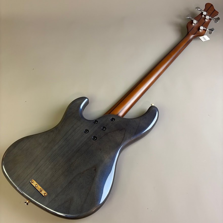 RYOGA Val-B443A 日本製　エレキベース　美品 Val-B443A_OPB.png