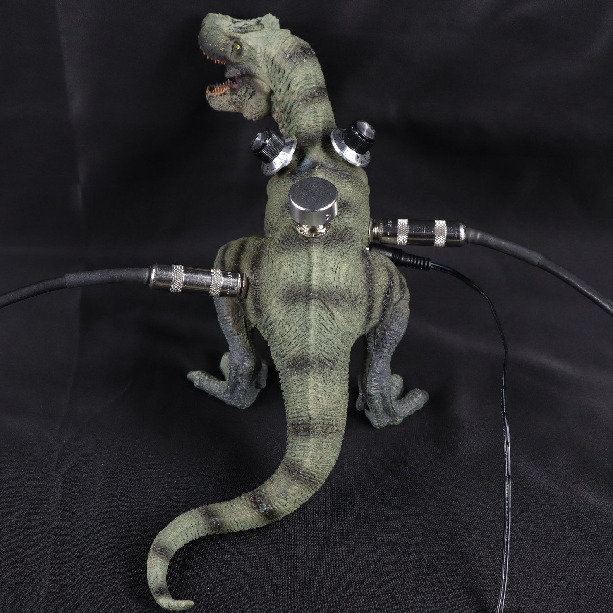Dinosauria Effector T-REX BASS DRIVE ベース用オーバードライブ 日本
