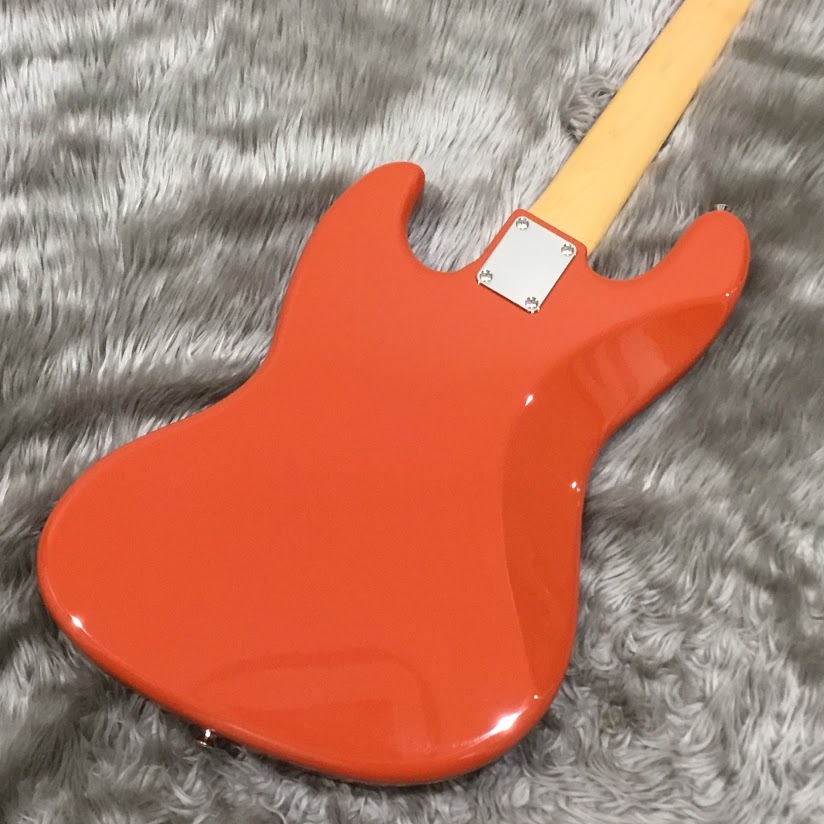 Fender （フェンダー）Made in Japan Traditional 60s Jazz Bass