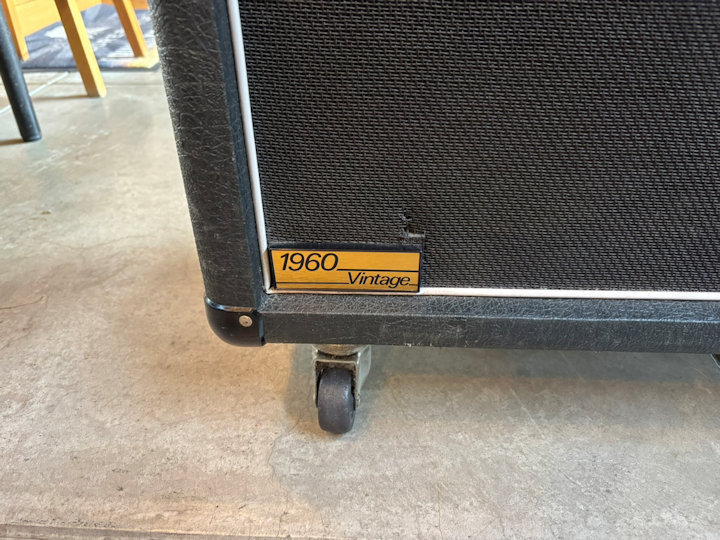 Marshall 1960AV('99)（中古）【楽器検索デジマート】