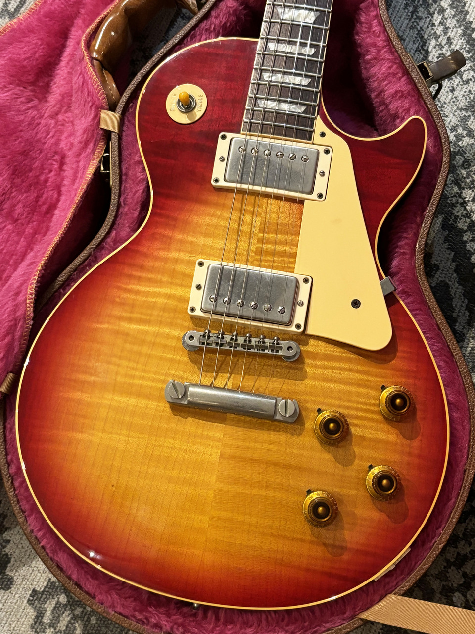 Gibson Les Paul Standard Reissue Flame Top / Heritage Cherry