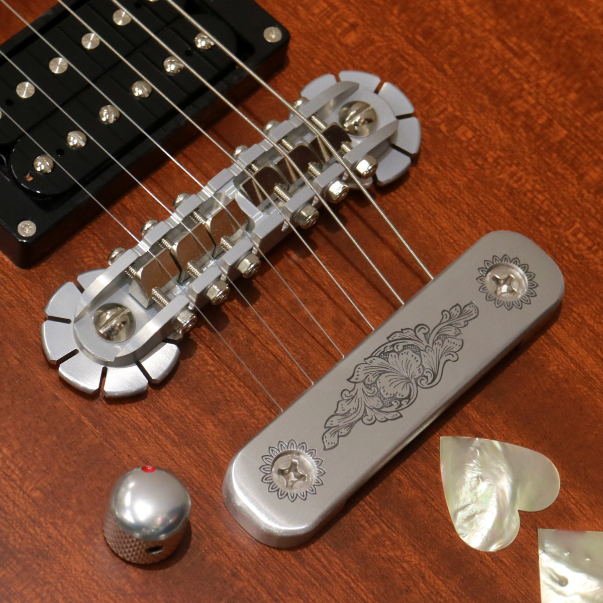 ゼマイティスA24SU NATURAL PEARL 純正ハードケース付き ゼマイティス