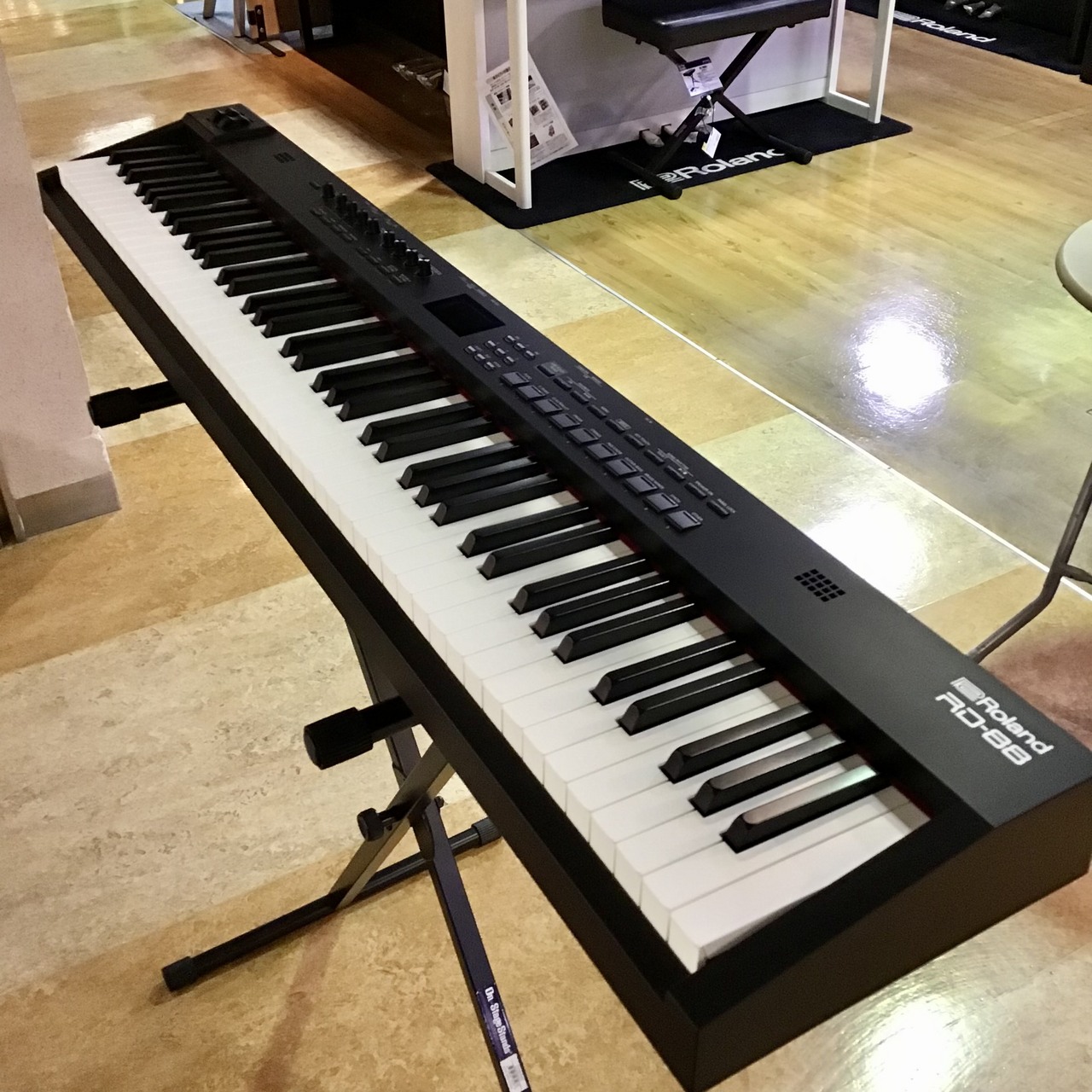 Roland ローランド RD-88 定価合計16万円超え！超美品！ - 鍵盤楽器