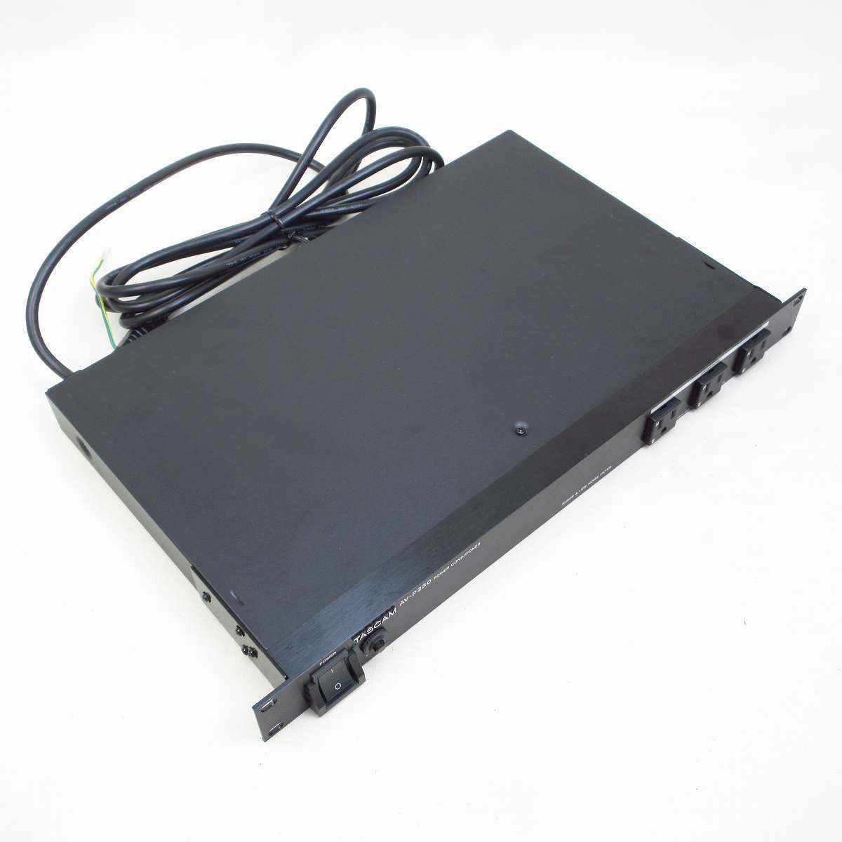 【美品・動作良】TASCAM AV-P250 パワーディストリビューター 電源 Tascam AV-P250 パワーディストリビューター 【横浜店】（中古）【楽器