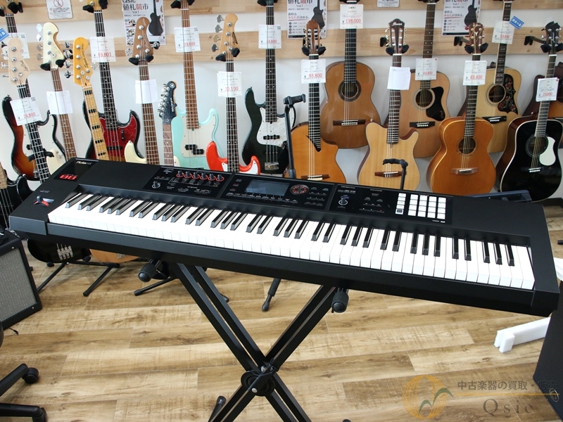 Roland FA-08 [SMW09]【神戸店在庫】（中古/送料無料）【楽器検索