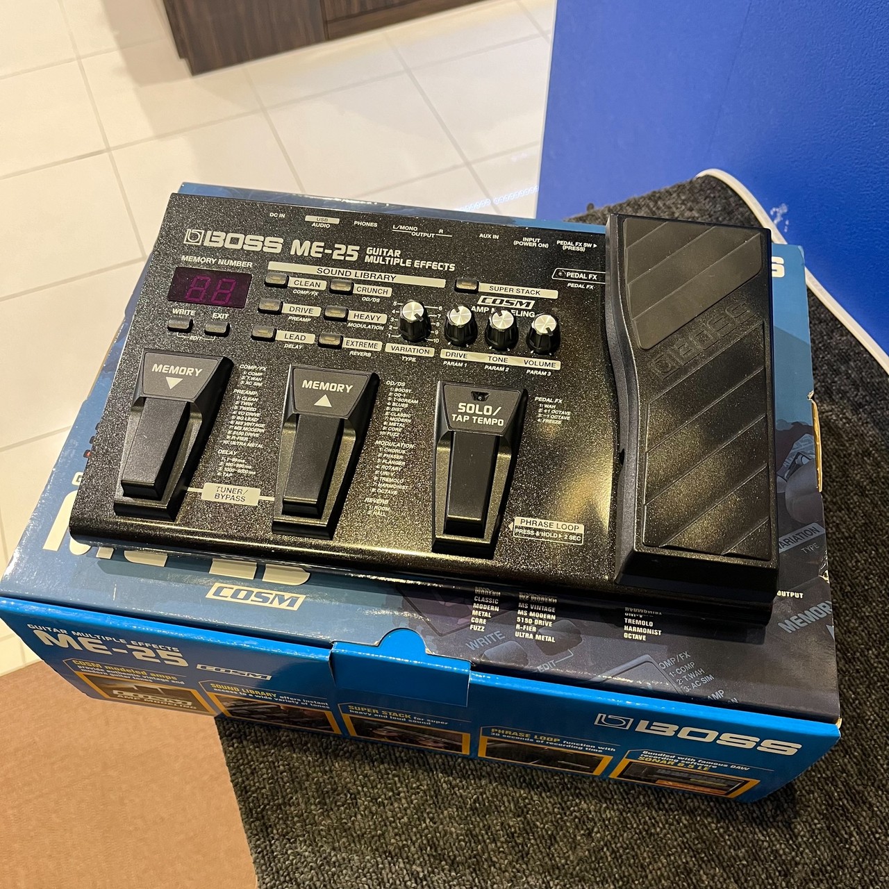 Used Boss ME-25 Guitar Effect