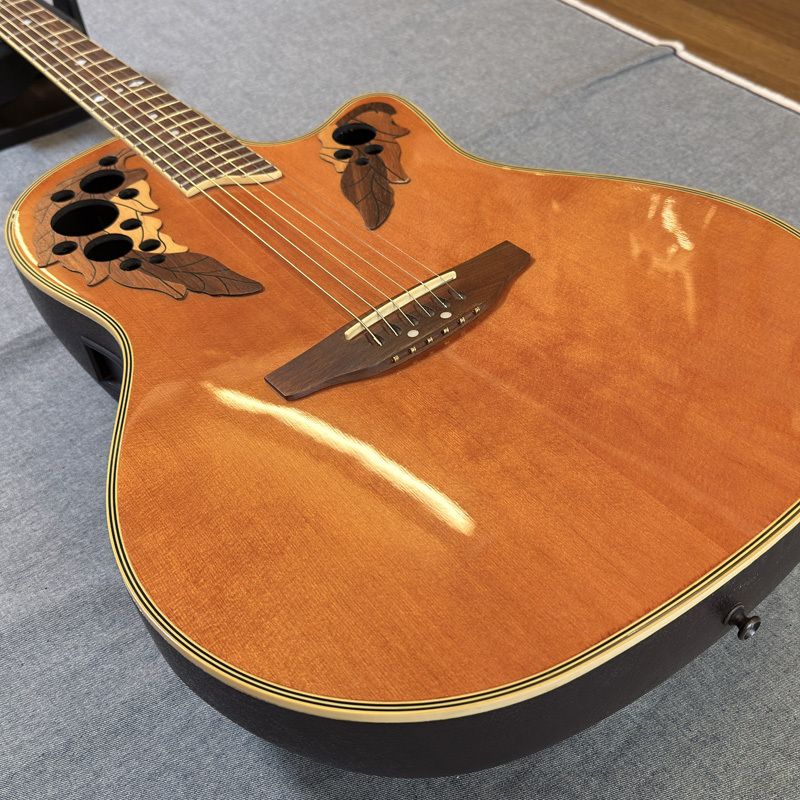 Ovation Celebrity Deluxe CC247（中古）【楽器検索デジマート】