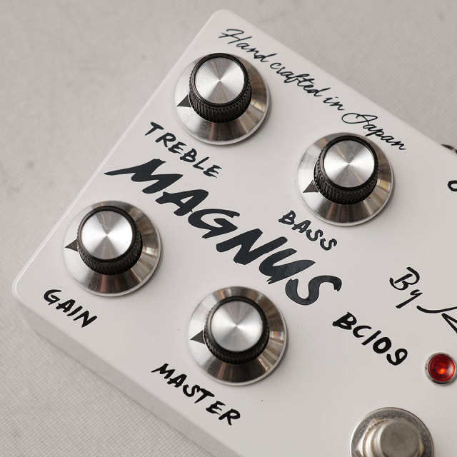 AKG Sound Design Magnus(BC109C) White（新品）【楽器検索デジマート】