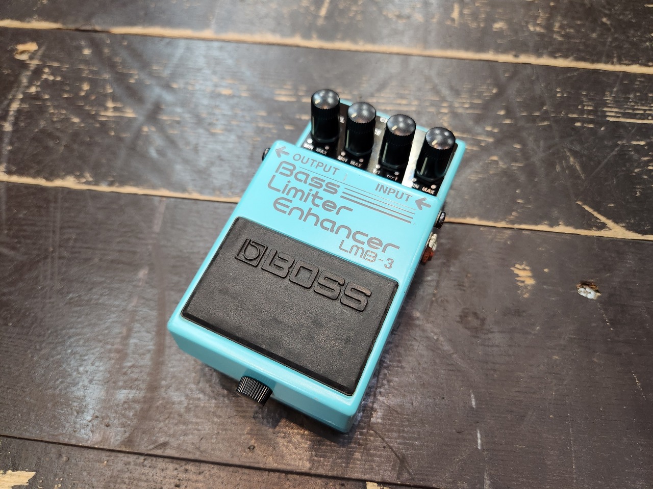 BOSS LMB-3 Bass Limiter Enhancer 先月新品購入 Amazon.com: Boss LMB-3 Bass Limiter/Enhancer Pedal : Musical