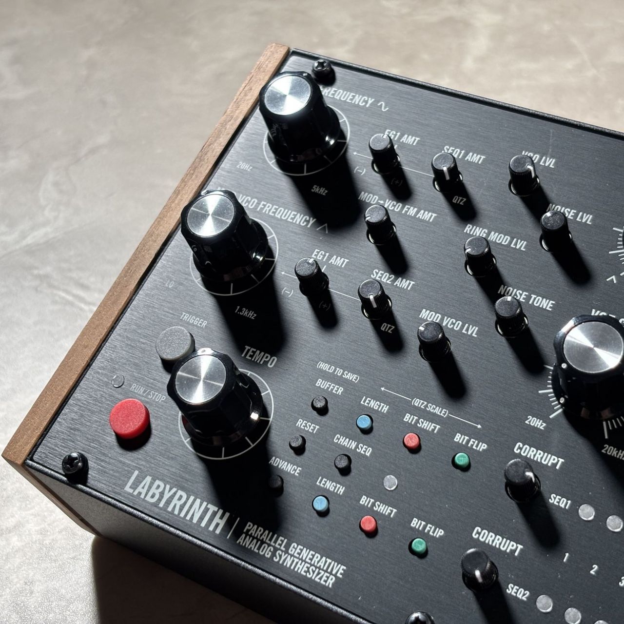 Moog Labyrinth ラビリンス アナログシンセサイザー セミモジュラー