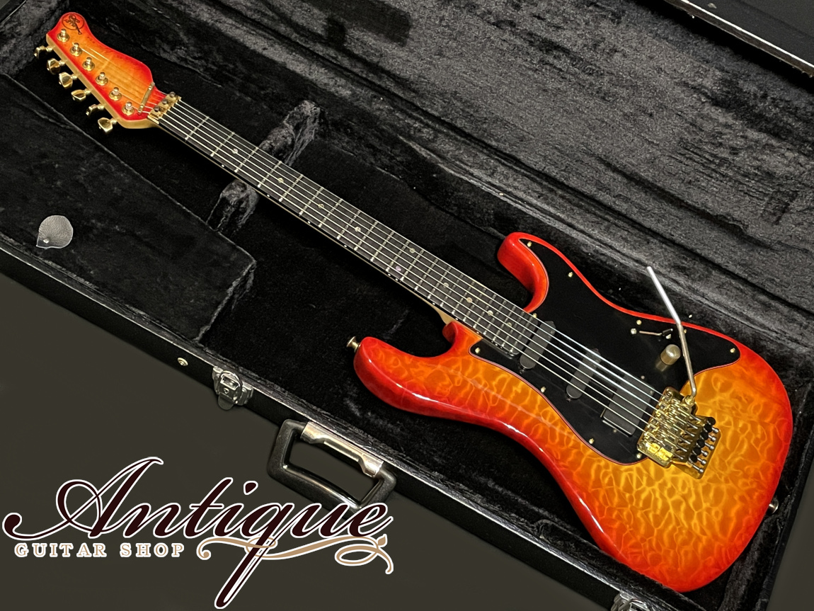 Valley Arts Custom Pro USA 1996 Fireburst M-Head w/1P Quilt Body 