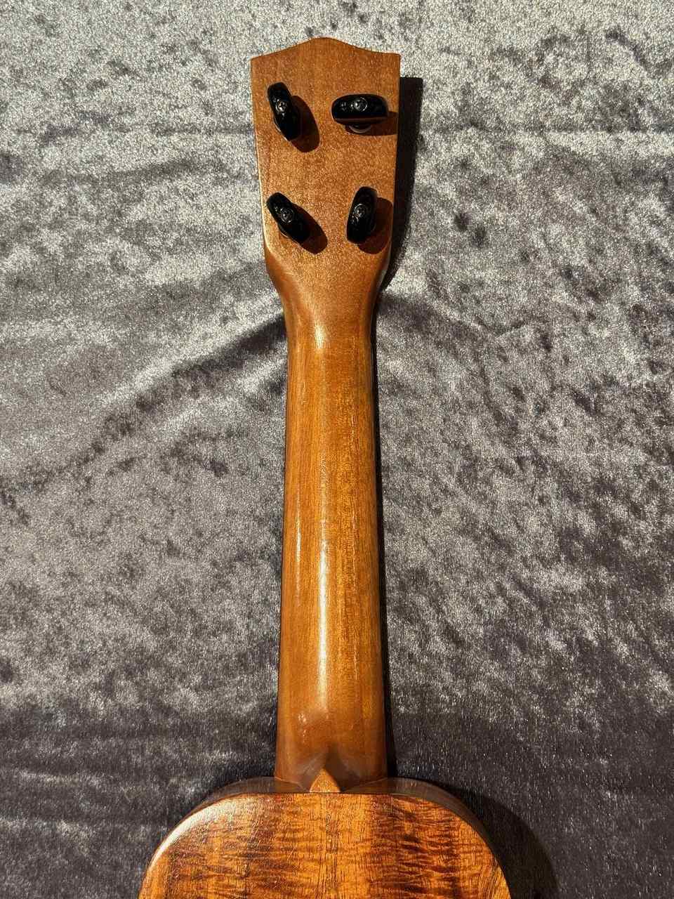 KEILANI Soprano【ハワイアンコア】（中古）【楽器検索デジマート】