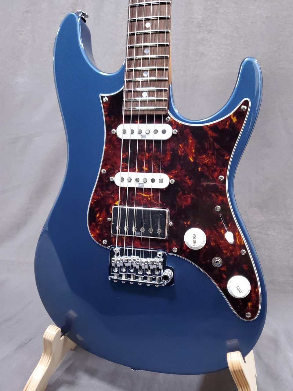 Ibanez AZ2204N Prussian Blue Metallic（B級特価）【楽器検索デジマート】