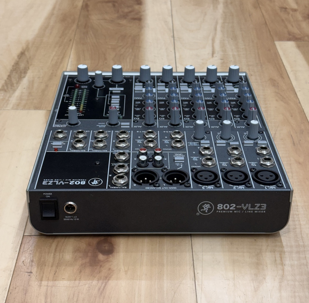 【良品】MACKIE 802-VLZ3 ミキサー 良品】MACKIE 802-VLZ3 ミキサー