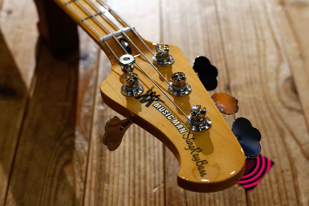 Music Man StingRay サンバースト ☆5月6日まで最終値下げ☆ Retro 70s StingRay Vintage Sunburst | 【クロサワ楽器店