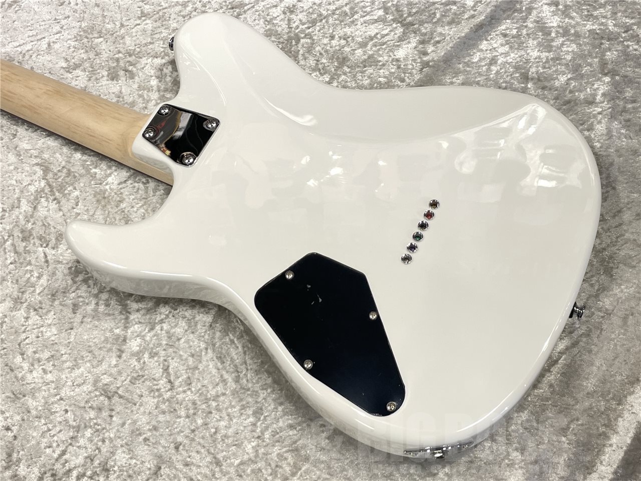 GrassRoots G-THROBBER-DX Snow White｜ミュージックランドKEY