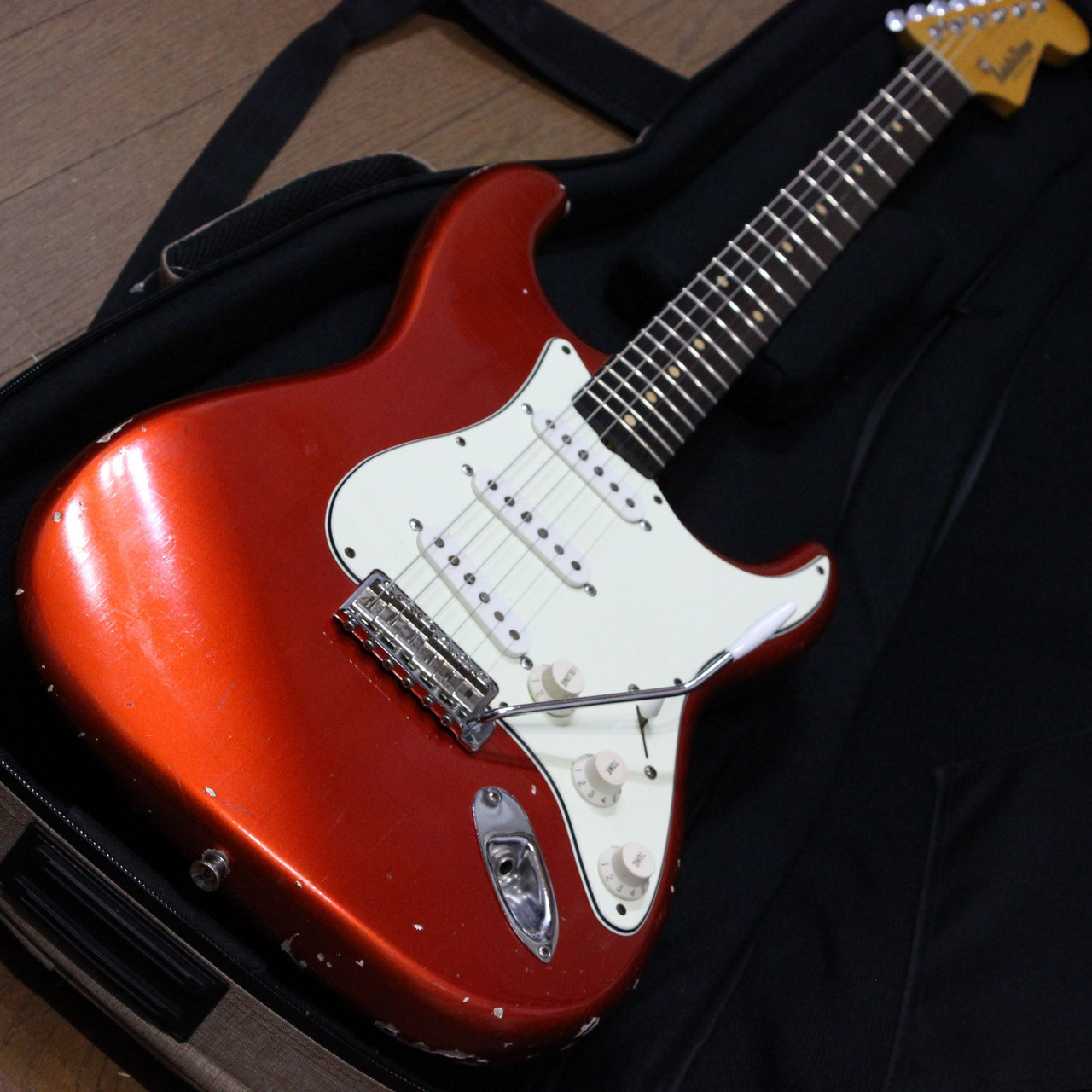 Addictone Custom Guitars Stratocaster Type Candy Apple
