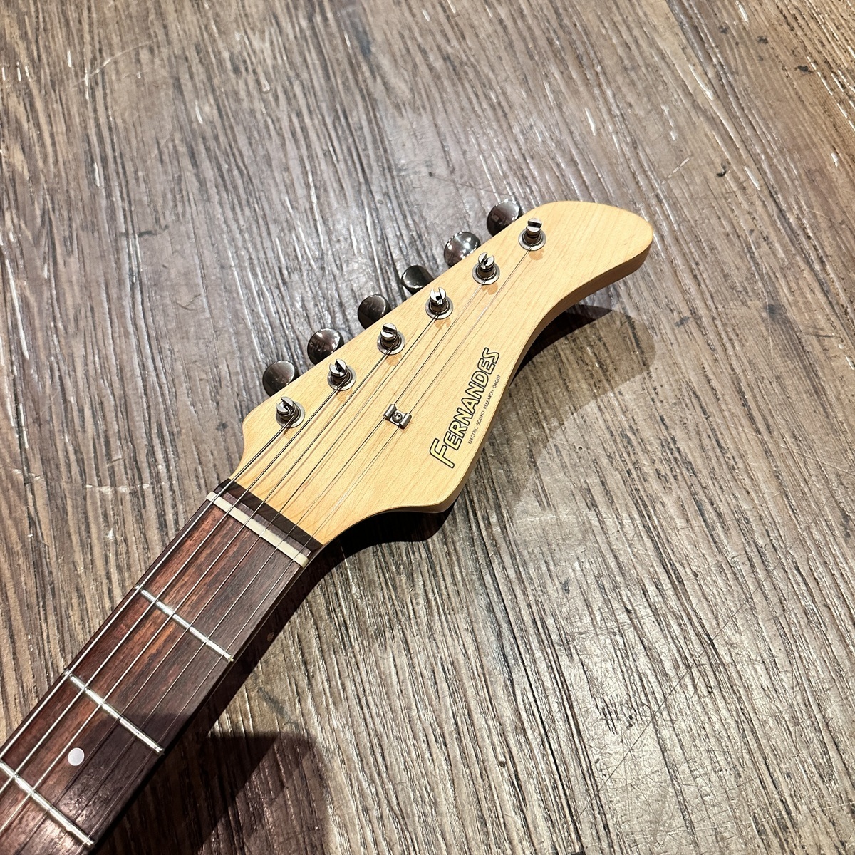 FERNANDES LE-2FS 18V サスティナー Electric Guitar（中古/送料無料