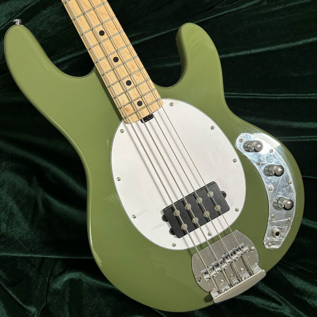 Sterling by MUSIC MAN RAY4 Olive Gloss エレキベース 【島村